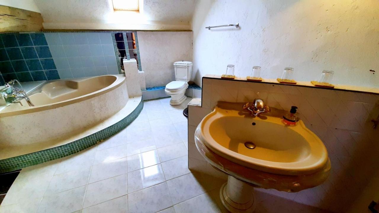 Gite Chez Leo Varennes-sur-le-Doubs Экстерьер фото